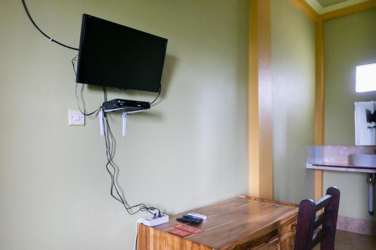 Reddoorz Near Senaru Rinjani Hotel Exterior photo